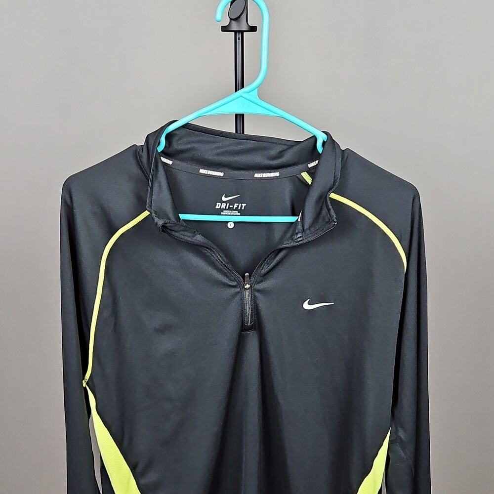 Nike Dri-FIT Men's Black Yellow 1/4 Zip Pullover‎ Athletic Long Sleeve Size L